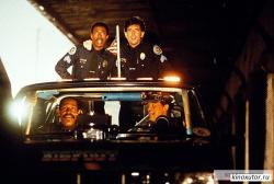   6:    / Police Academy: City Under Siege VO